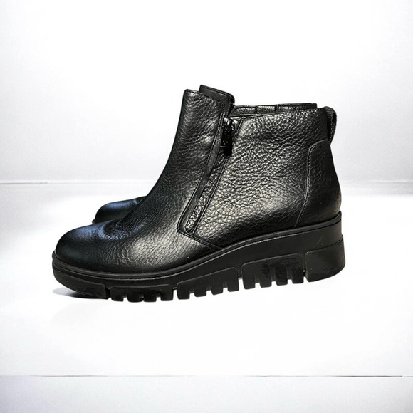 🌻Vionic Uptown Sur Platform Wedge Bootie (Women) Size 8.5 - Picture 1 of 13